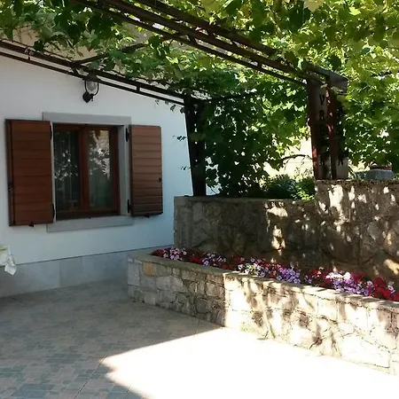 Homestead Vrbin Farm stay *