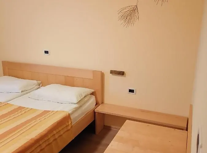 ファームステイ Homestead Vrbin ディヴァーチャ