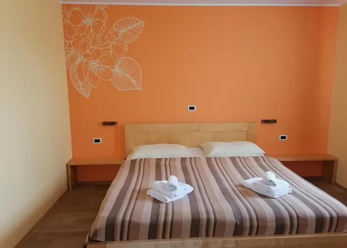 Homestead Vrbin Feriegård *